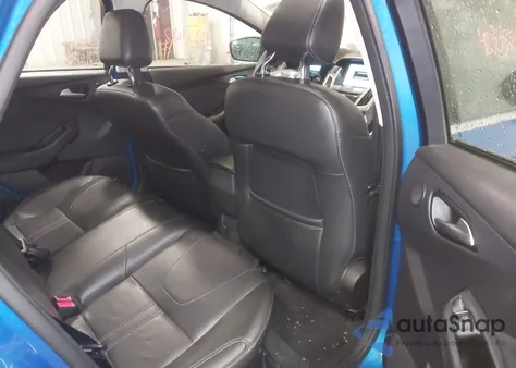 2012 Ford Focus Sel z USA, uszkodzony, nr VIN 1FAHP3M25CL281555